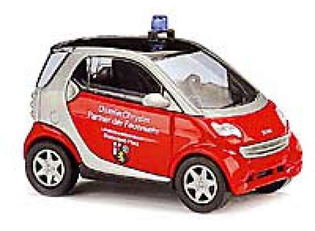 Smart *Feuerwehr*, red 1:87 Busch Model