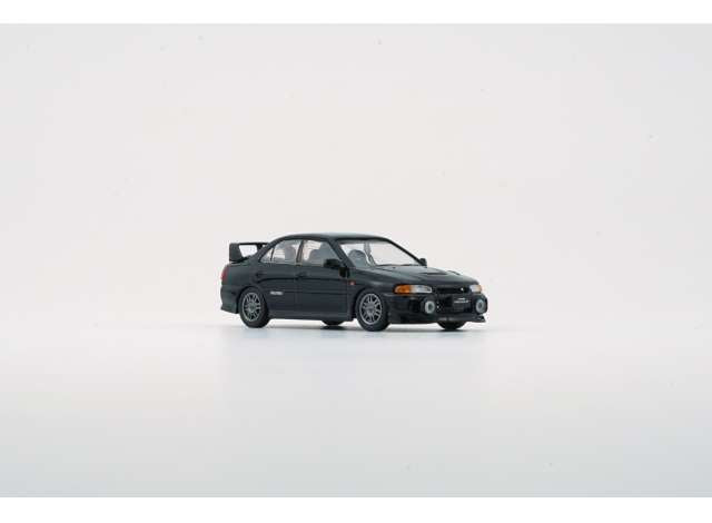 Mitsubishi Lancer Evo IV, black right hand drive 1:64 BM Creations Model