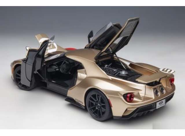 2022 Ford GT Holman Moody Heritage Edition, gold/red 1:18 AutoArt Model