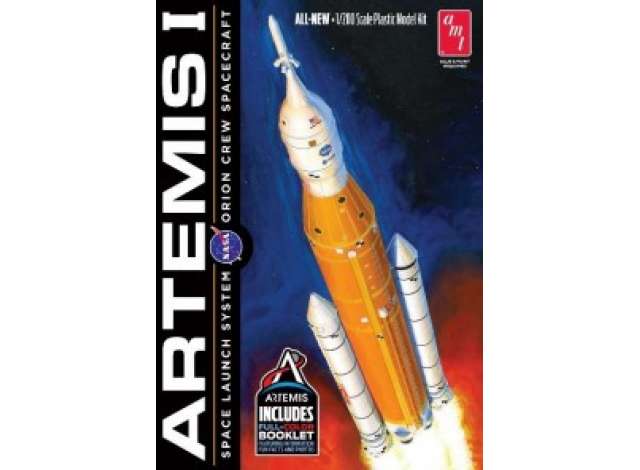 NASA Artemis-1 Rocket, plastic modelkit 1:200 AMT Model