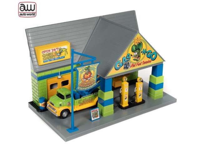 Rat Fink Tow Truck Garage with Tow Truck, green/yellow 1:48 Auto World Model