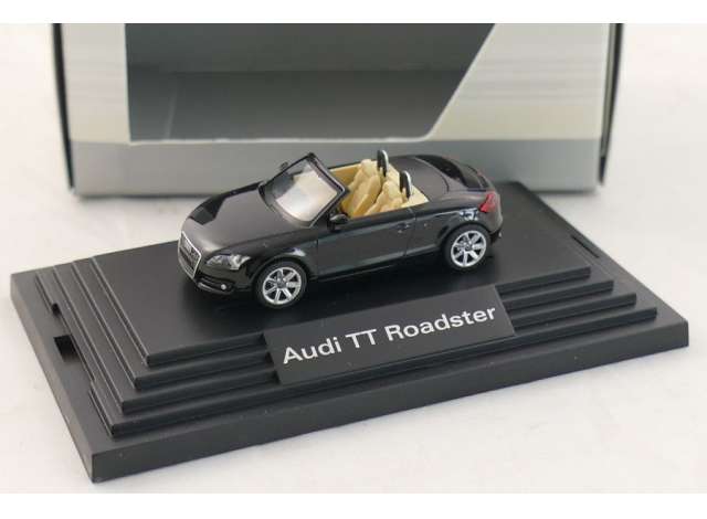 Audi TT Roadster *in Dealer packaging*, black 1:87 Wiking Model