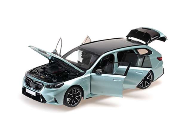 Pre-Order – 2024 BMW M5 Touring, green metallic 1:18 Minichamps Model (mc110023902) – ETA. July/August 2026