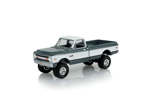 Pre-Order – 1972 Chevrolet K10 Custom Pickup *Barrett Jackson Series 17* 1:64 GreenLight Model (gl37340C) – ETA. September 2026