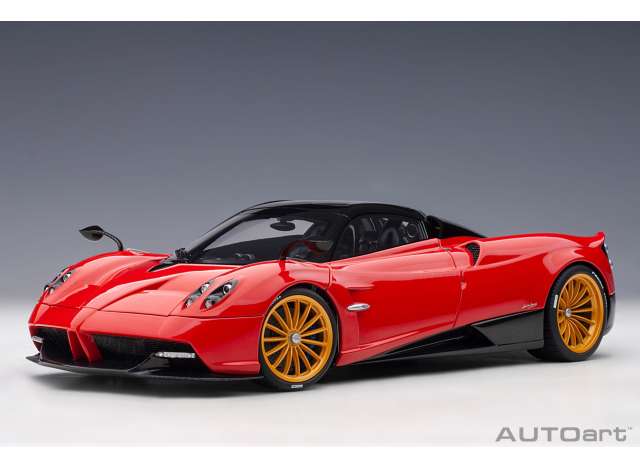 Pagani Huayra Roadster, Rosso monza/red 1:18 AutoArt Model