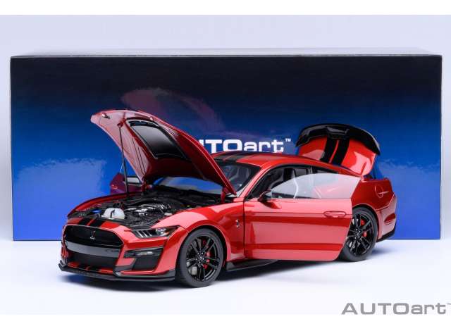Ford Mustang Shelby GT500, rapid red 1:18 AutoArt Model