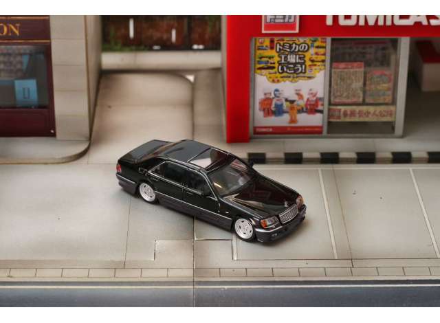 Pre-Order – Mercedes-Benz W140, black/grey 1:64 Street Weapon Model (STW235) – ETA. July/August 2026