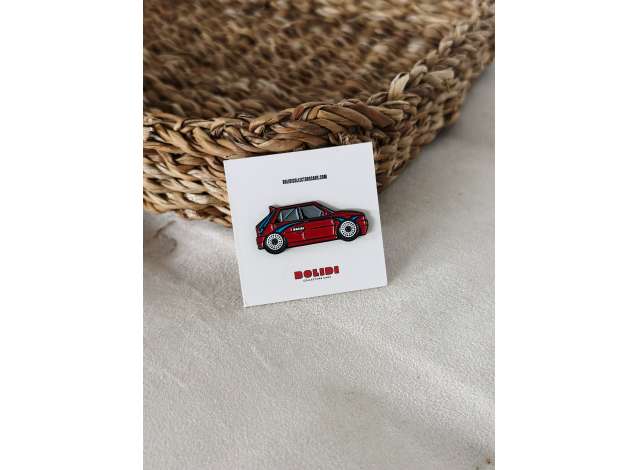 Pre-Order – Lancia Delta Tribute to Martini Livery Red Bolidi Enamel Pin Badge (BOLIDIENPN024) – ETA. September 2026