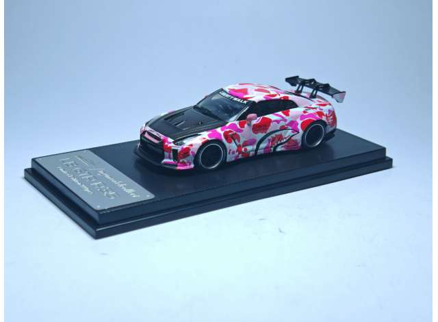 Pre-Order – Nissan GT-R 1.5V *LB*, pink ape 1:64 My Model Collect Model (MMC640004K) – ETA. July/August 2026