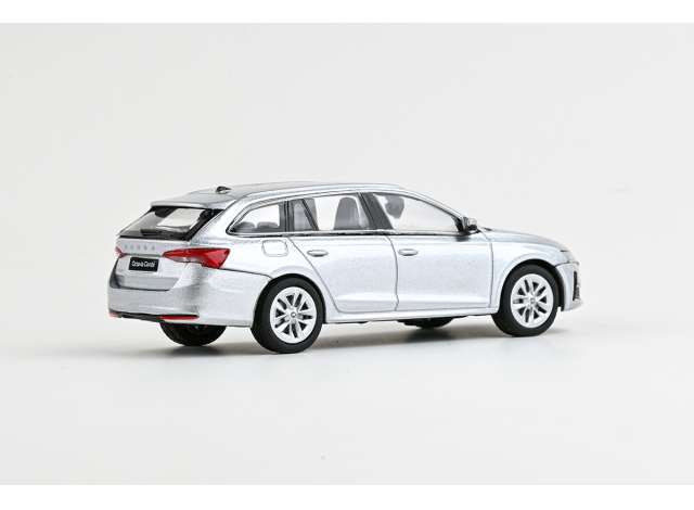 Pre-Order - 1:43 Abrex 2024 Skoda Octavia IV FL Combi, Brilliant Silver Metallic AB143AB-050AB Stocks Due Jul / Aug