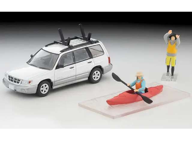 Pre-Order – Subaru Forester Custom with kayak and figure, white/silver 1:64 Tomica Limited Vintage Model (TLV-N328b) – ETA. September 2026