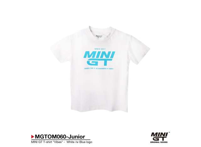 Pre-Order – MINI GT T-shirt *Vibes*, white with blue logo 1:0 Mini GT Model (MGTOM060-junior) – ETA. October/November 2026