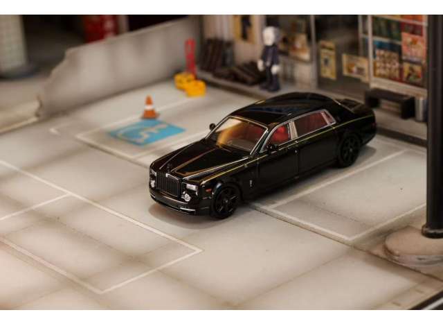 Pre-Order – Phantom VII, black warrior 1:64 Street Weapon Model (STW254) – ETA. October/November 2026