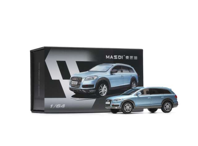 Pre-Order – 2008 Audi Q7 FSI Quattro, ice blue 1:64 Massdi Model (MAS-AD3105) – ETA. October 2026