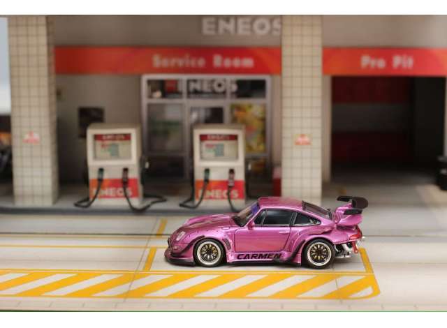 Pre-Order – 993 with low tail, metallic purple 1:64 Street Weapon Model (STW305) – ETA. April 2027