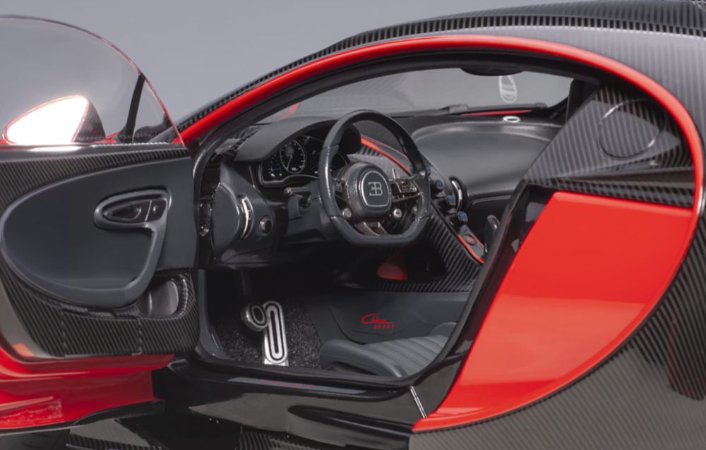 Available To Order – Bugatti Chiron Sport 2019 Italian Red/ Carbon 1:18 (AUT 70996)