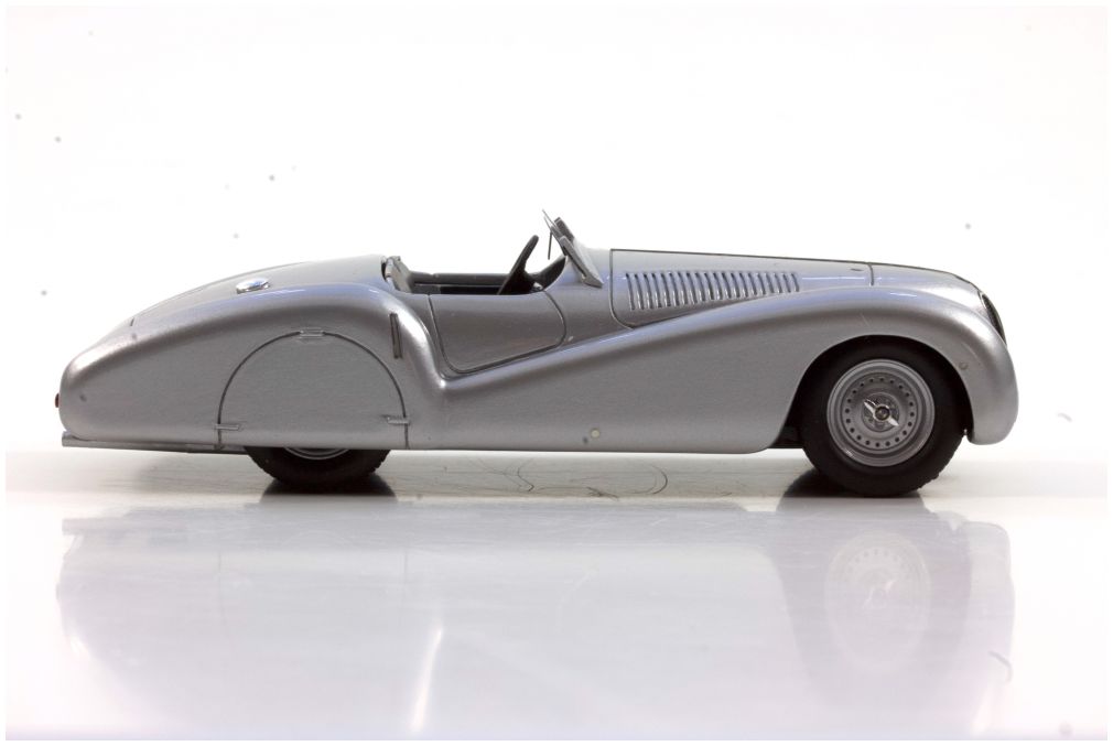 Available To Order – BMW 328 'Bugelfalte-Roadster' Street Version 1940 - 100pcs limited edition 1:43 (BRA 2112)