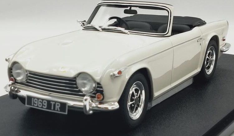 Available To Order – Triumph TR5 P.I. White 1967-1968 1:18 (CUL CML069-4)