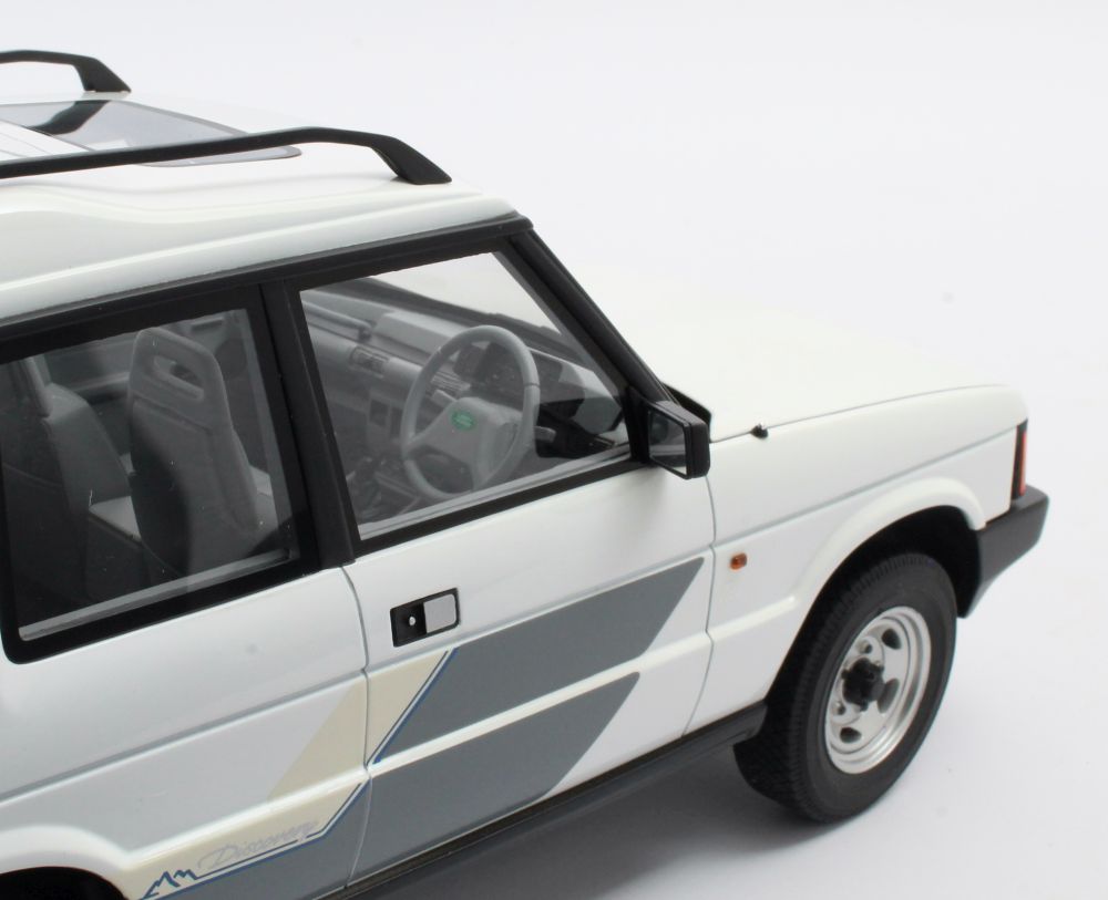 Available To Order – Land-Rover Discovery MK1 White '89 (Limited Edition 64pcs) 1:18 (CUL CML081-3)