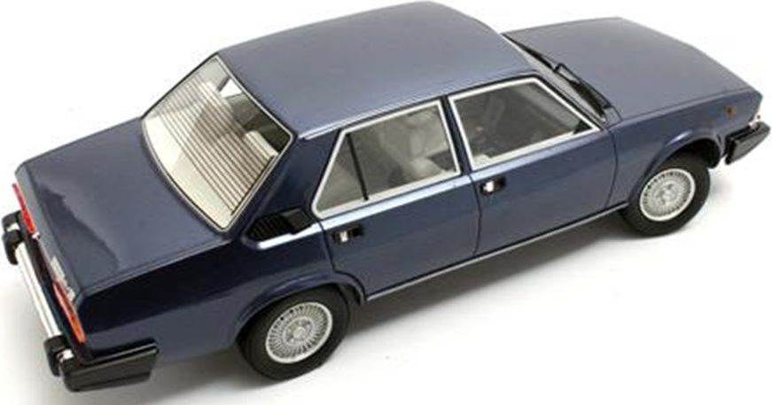 Available To Order – Alfa Romeo Alfa 6 2.5 Metallic Blue 1979-1983 1:18 (CUL CML239-3)