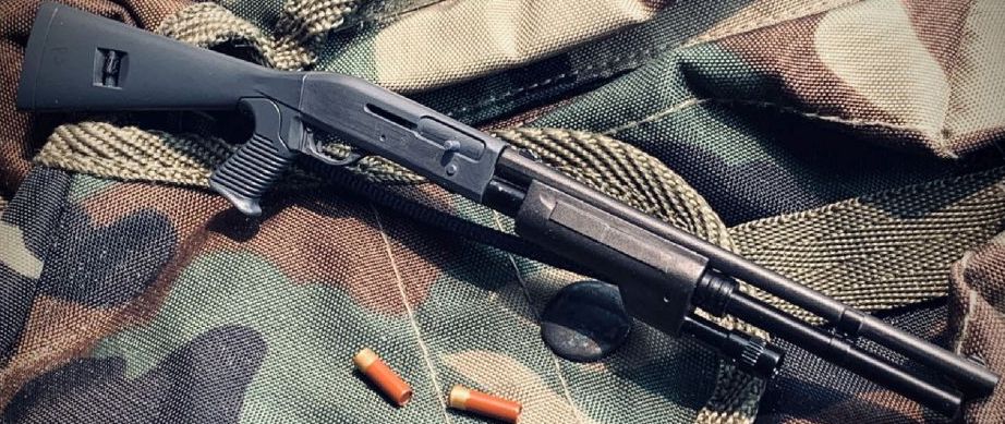 M870 Shotgun w/Flashlight 1:6 – diecast model (view 3)