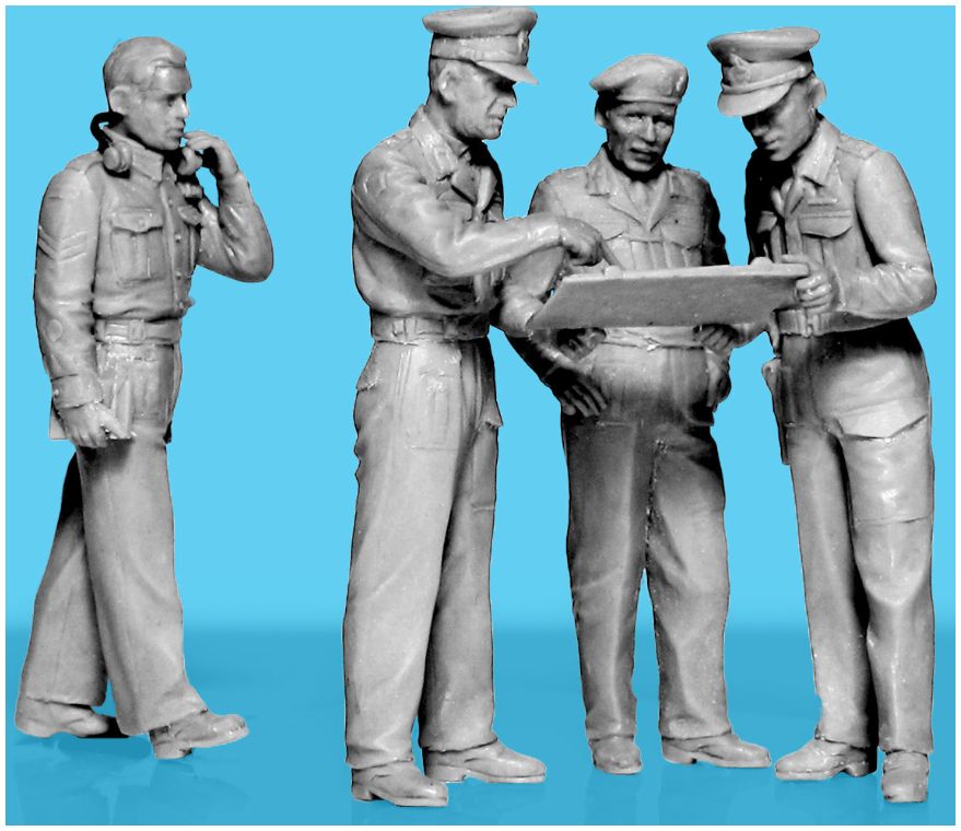 Montgomery's Staff Set of 4 Figures 1:35 ICM Plastic Kits Model (view 2)