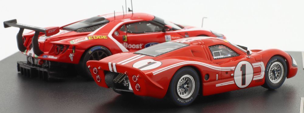 Available to Order – Ford GT40 #1 1967 & Ford GT #67 2019 2 Car Set 24h Le Mans 1:43 (IXO 43003)