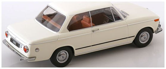 Available To Order – BMW 1802 1.Series Facelift 1971 White 1:18 (KKS DC181312)
