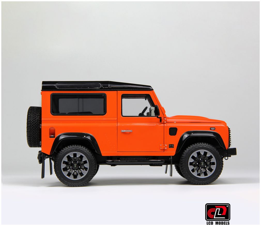 Available to Order – Land Rover Defender 90 2018 Works V8 70th Edition Orange 1:18 (LCD 18007O)
