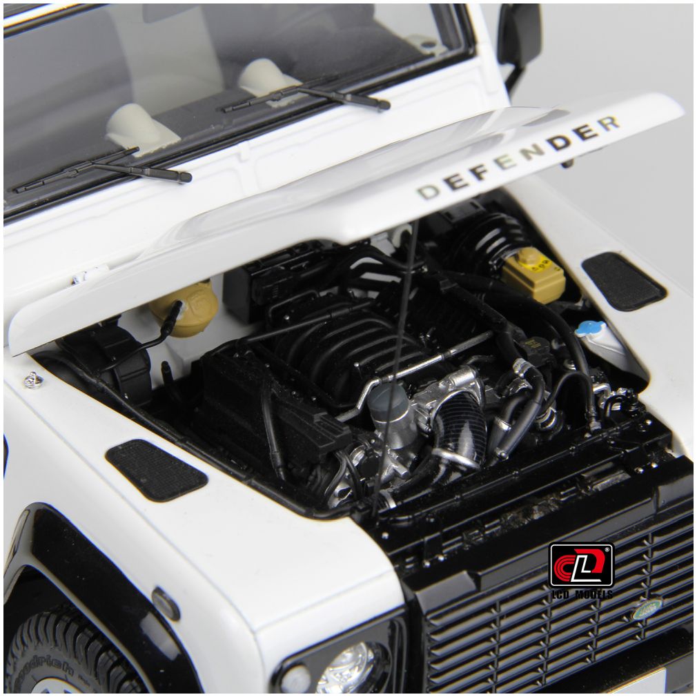 Available to Order – Land Rover Defender 90 2018 Works V8 70th Edition White 1:18 (LCD 18007W)