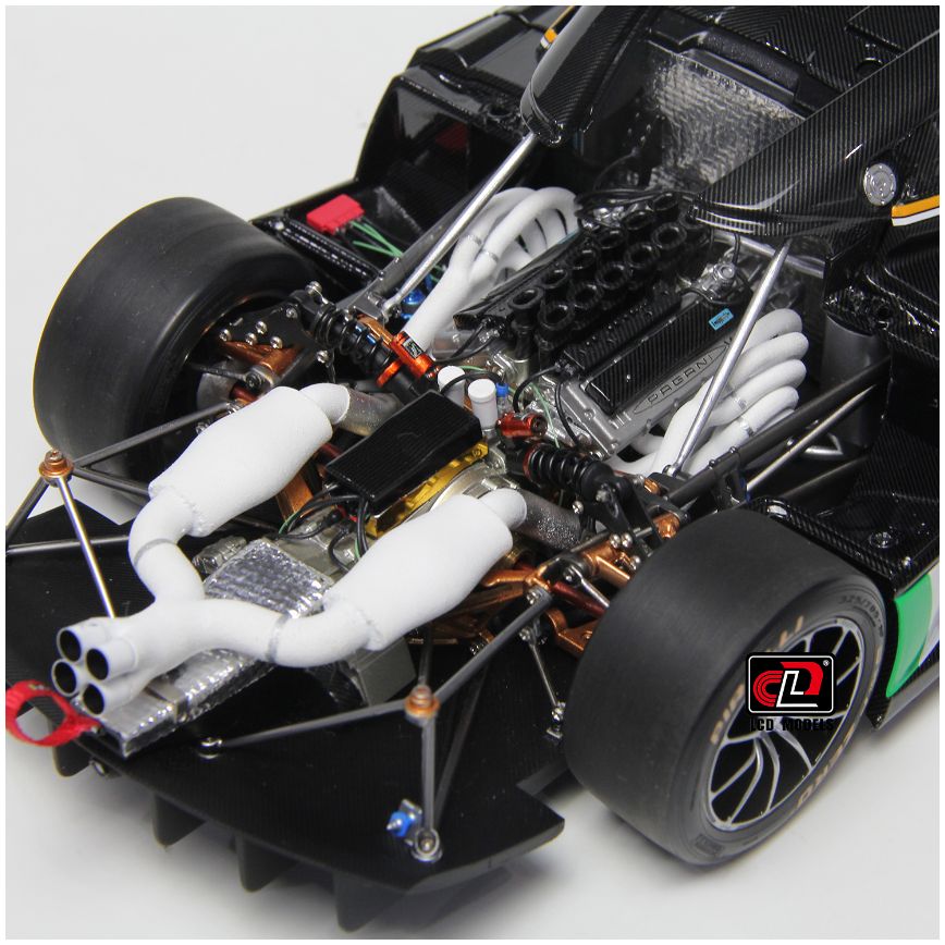 Available to Order – Pagani Huayra R Black Carbon 1:18 (LCD 18012K)