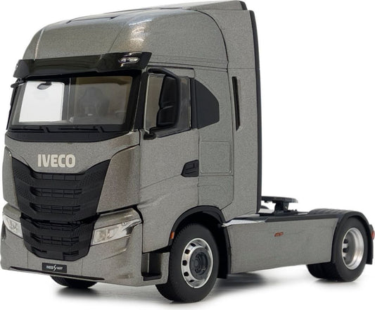 Available to Order – Iveco S-Way 4x2 Dark Grey 1:32 (MAR 2231-02)