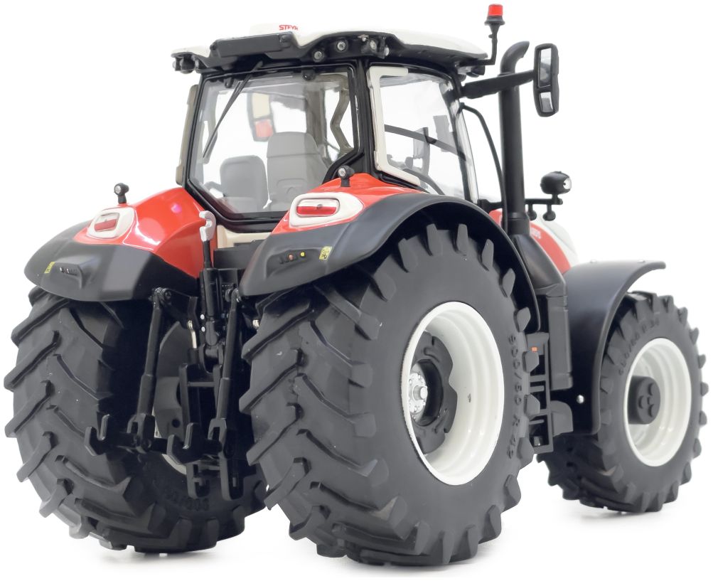 Available to Order – Steyr 6340 Terrus CVT 1:32 (MAR 2411)
