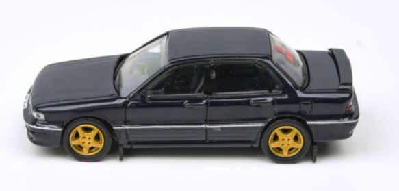 Available to Order – Mitsubishi Galant VR-4 Cosmic Blue (RHD) 1:64 (PAR 65105)