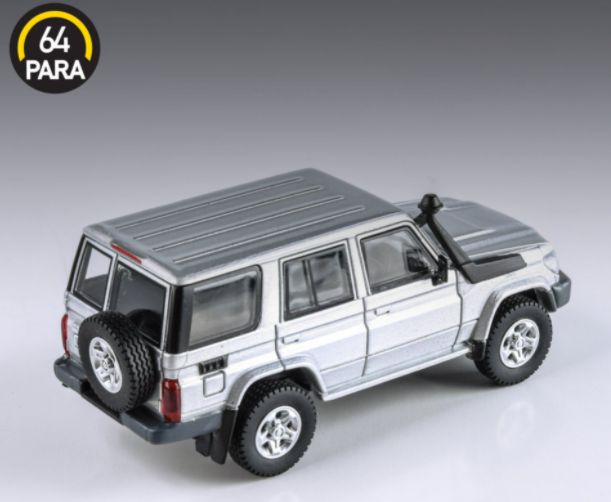 Available to Order – Toyota Landcruiser Silver Pearl (RHD) LC76 1:64 (PAR 65312)