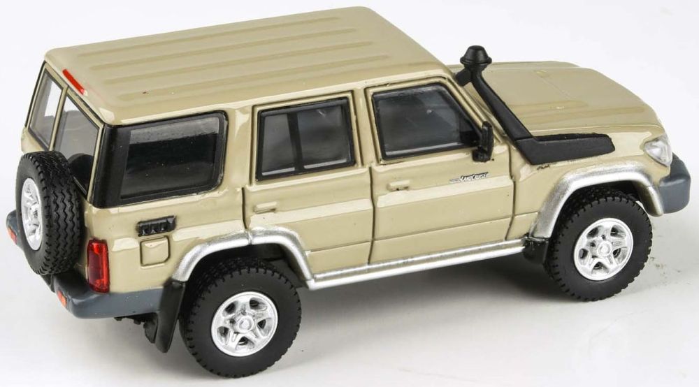 Available to Order – Toyota Landcruiser LC76 Sandy Taupe 2014 (RHD) 1:64 (PAR 65316)