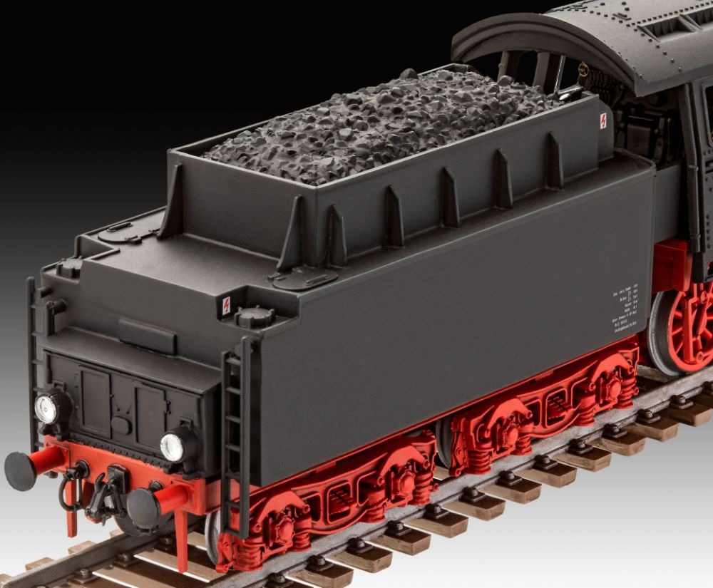 Available to Order – Express Locomotive BR03 + Tender 1:87 (REV 02166)
