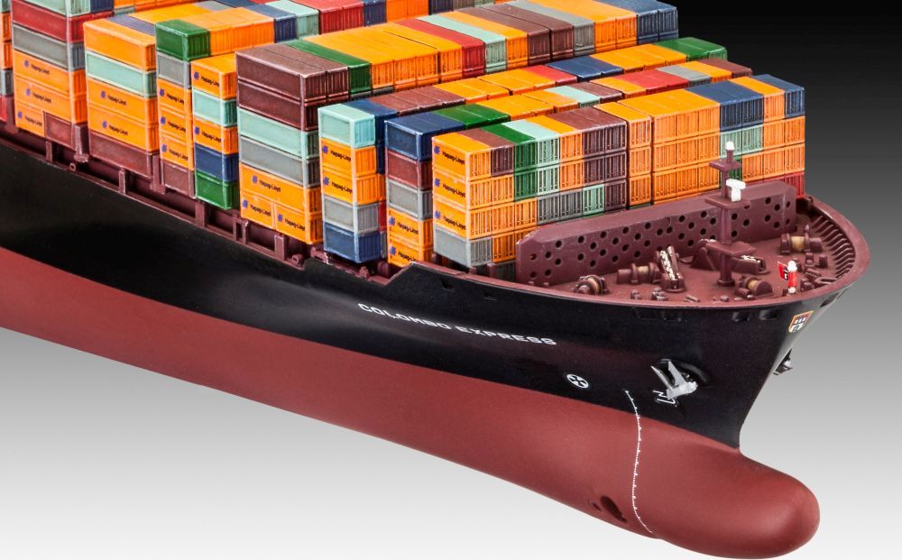 Available To Order – Container Ship 'Colombo Express' 1:700 (REV 05152)