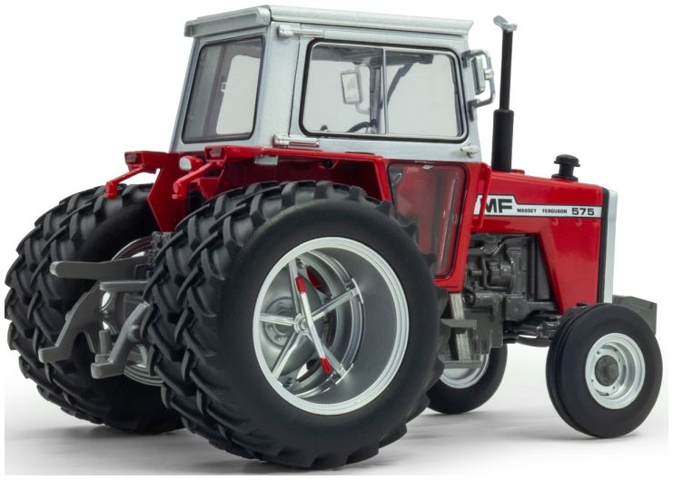 Available to Order – Massey Ferguson 575 2wd w/Molcon Duals 1:32 (UNI 6767)