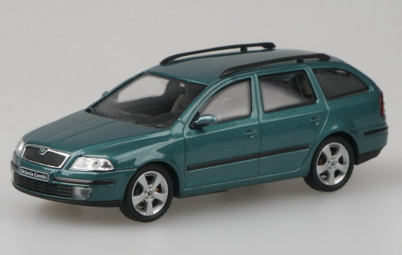 Available To Order – Skoda Octavia II Combi (2004) Green Island Metallic 1:43 Abrex Model (ABR 143002Q)