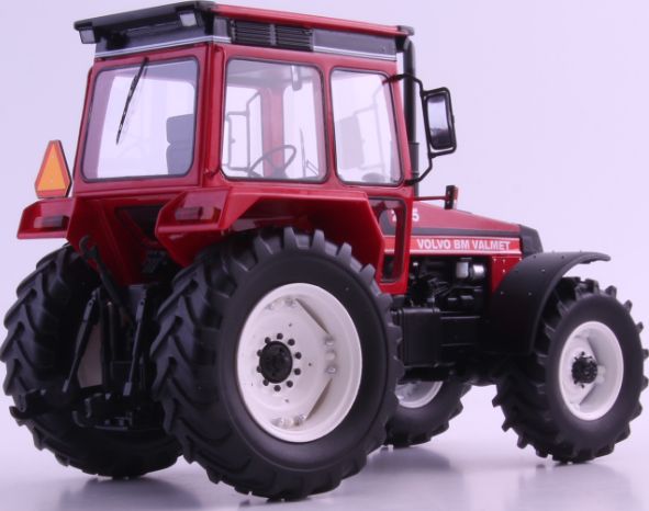 Volvo BM Valmet 2105 (Bevro Collection - Not ATC Packaged) 1:32 AutoCult Model