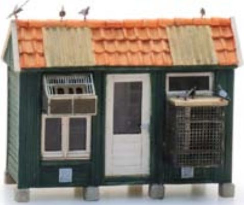 Available To Order – Pigeon Coop Resin Kit Unpainted 1:87 Artitec Model (ATT 10415)