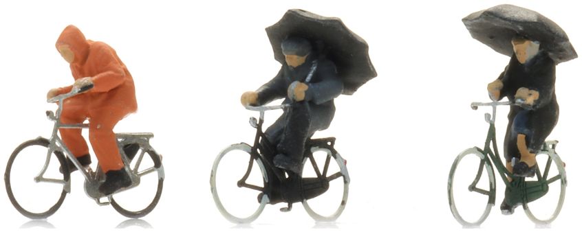 Available To Order – Cyclists in The Rain Ready-Made, Painted 1:220 Artitec Model (ATT 5220011)