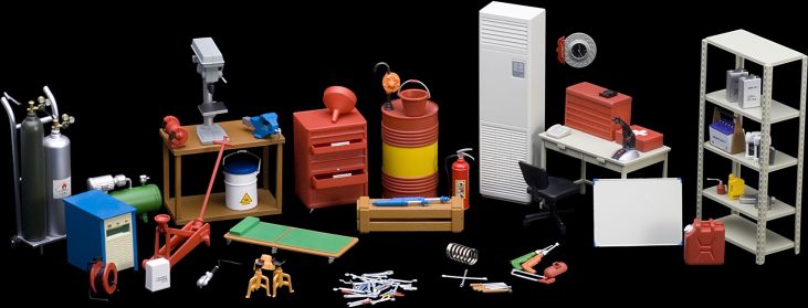 Available to Order – Garage Kit Set Version 1 1:18 (AUT 49110)