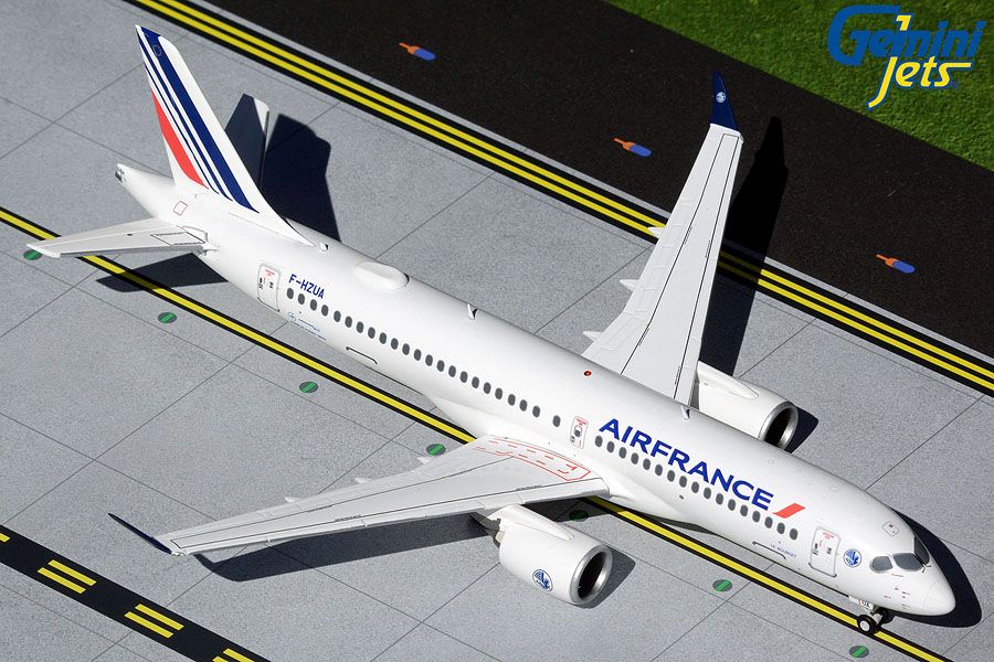 Airbus A220-300 Air France F-HZUA 1:200 Gemini Jets Model