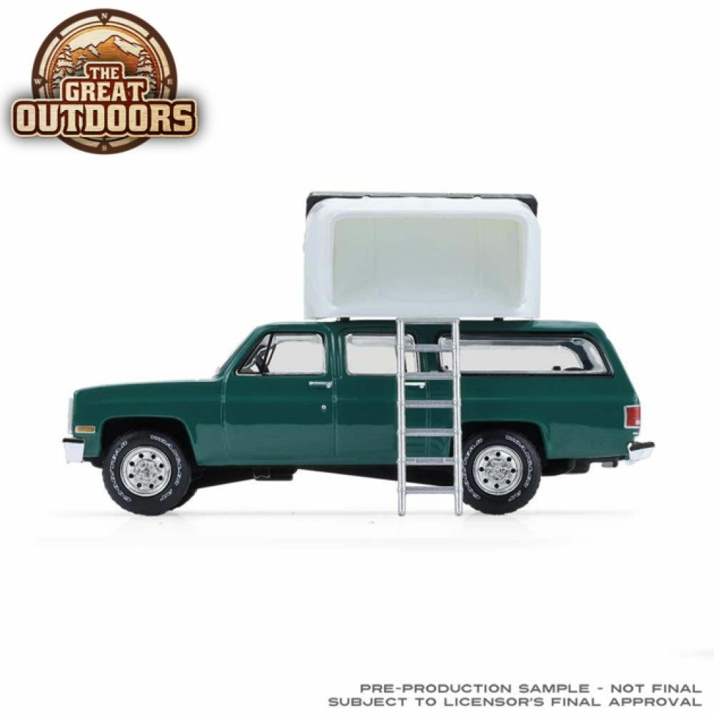 Available to Order – The Great Outdoors Series 4 - 1990 Chevrolet Suburban - Green with Modern Rooftop Counter 1:64 GreenLight Model (GL38080-E)