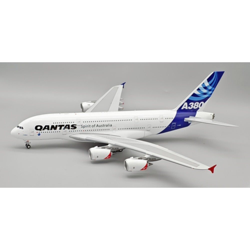 IF380HOUSEQFA - 1:200 Qantas (airbus) Airbus A380-841 F-wwow With Stand Only 120 Models Inflight 200 Model