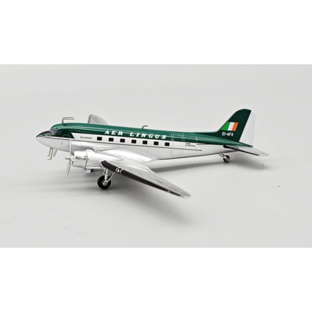 Inflight 200 1:200 DC3 AER LINGUS EI-AFA WITH STAND