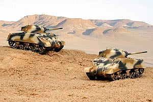 M4A2 Sherman III (x2) Fast Assembly 1:72 Italeri Plastic Kits Model