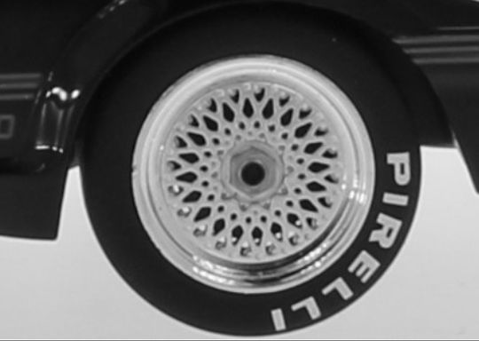Available To Order – BBS Alloy Wheel and Tyre Set (4 Wheels) 1:18 (IXO 18SET004W)